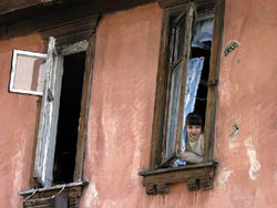 Около 40 ветхих и аварийных домов планируется снести в Екатеринбурге в 2011 году